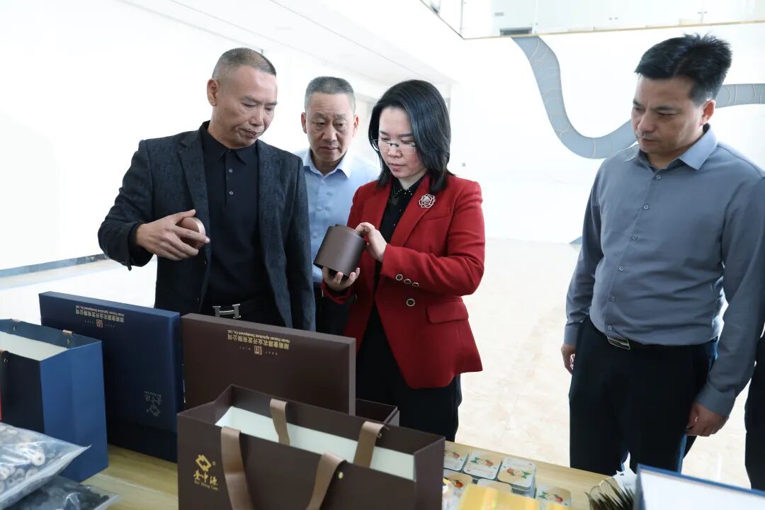 1762216609527820.jpg 6401.jpg